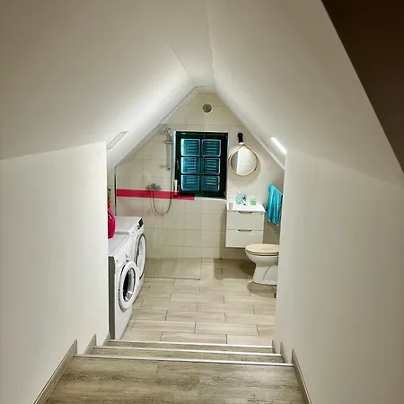 Apart Otel Hisa Wambrechtsamer - House Wambrechtsamer Planina pri Sevnici