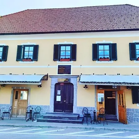 Apart Otel Hisa Wambrechtsamer - House Wambrechtsamer Planina pri Sevnici