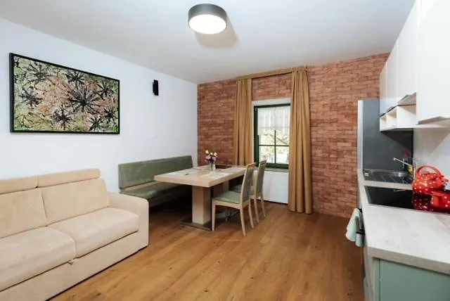 Hisa Wambrechtsamer - House Wambrechtsamer Planina pri Sevnici