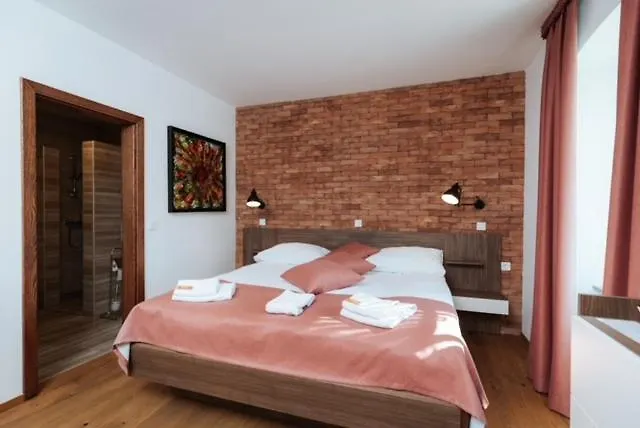 Aparthotel Hisa Wambrechtsamer - House Wambrechtsamer Planina pri Sevnici